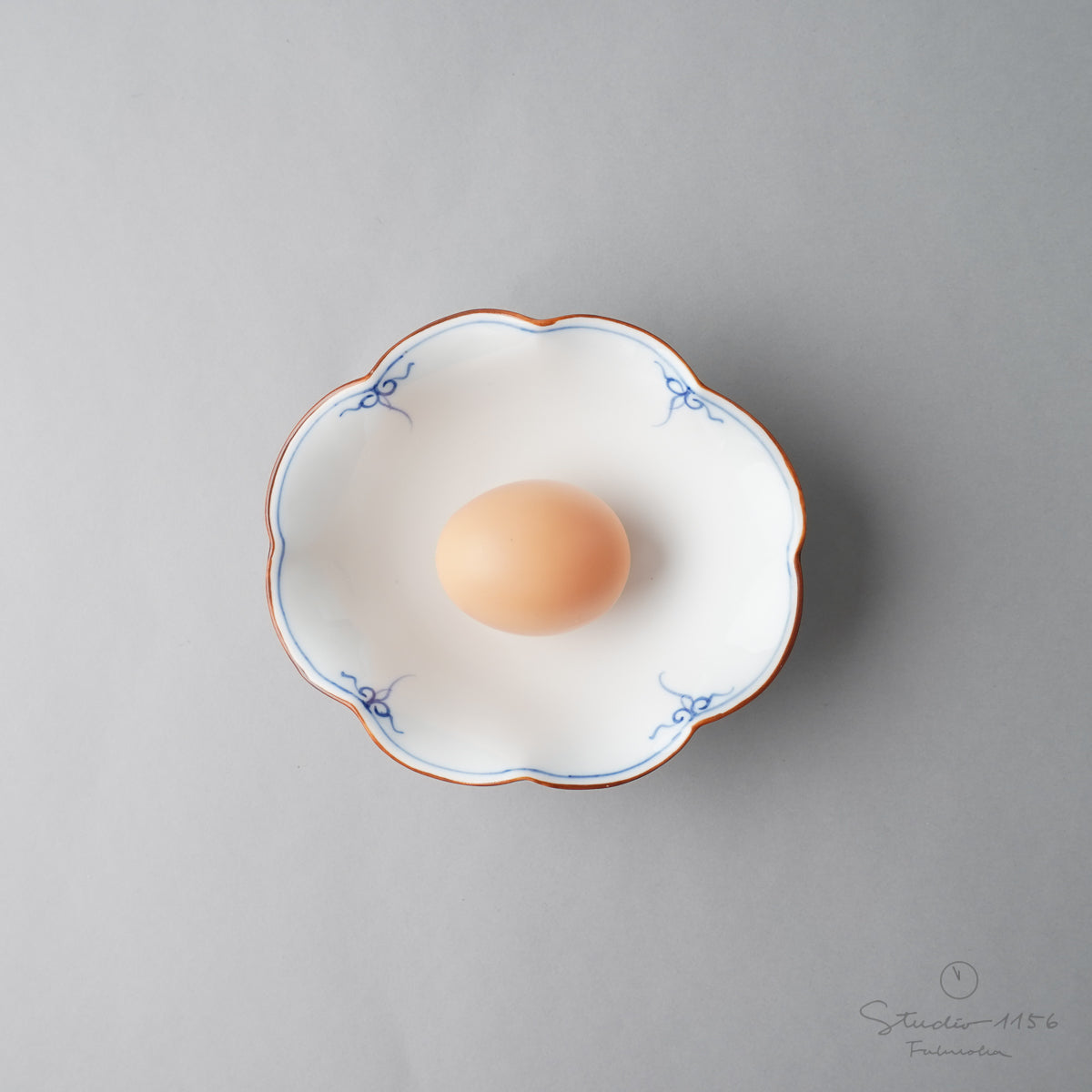 波佐見焼 菊型楕円浅鉢 14.5cm
