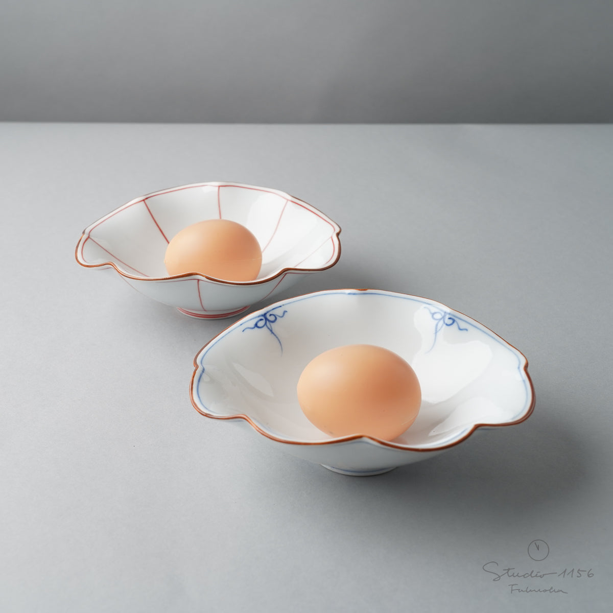 波佐見焼 菊型楕円浅鉢 14.5cm